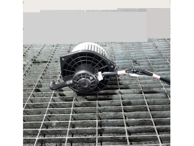 bontott SUZUKI GRAND VITARA Fűtőmotor (Klímás)