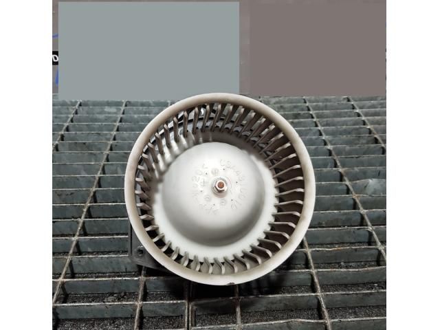 bontott SUZUKI GRAND VITARA Fűtőmotor (Klímás)