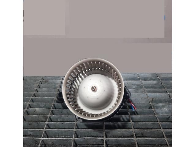 bontott SUZUKI GRAND VITARA Fűtőmotor (Klímás)