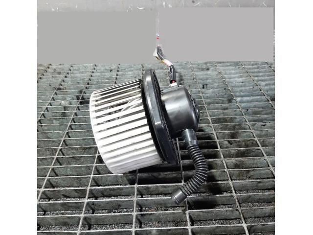 bontott SUZUKI GRAND VITARA Fűtőmotor (Klímás)