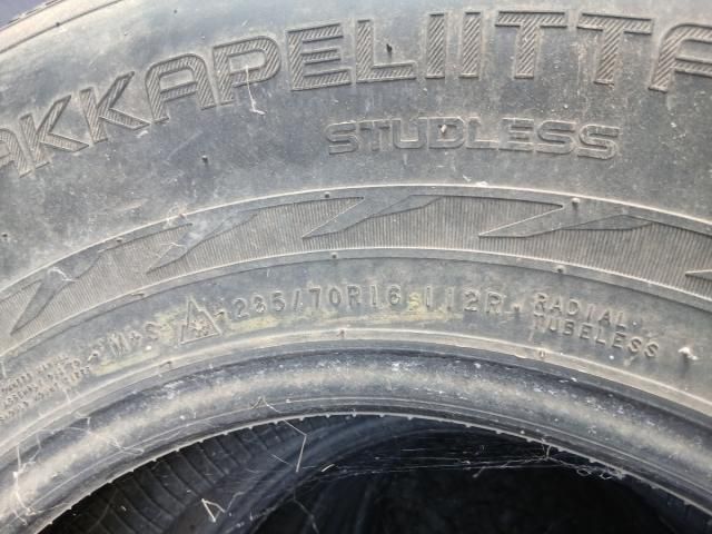 bontott SUZUKI GRAND VITARA Gumiabroncs (1 db)