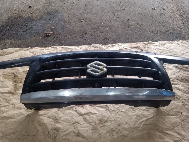 bontott SUZUKI GRAND VITARA Hűtőrács