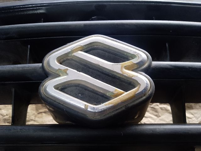 bontott SUZUKI GRAND VITARA Hűtőrács