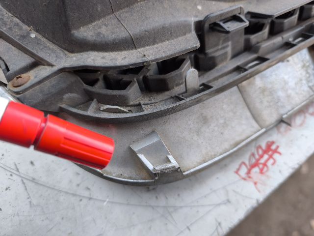 bontott SUZUKI GRAND VITARA Hűtőrács