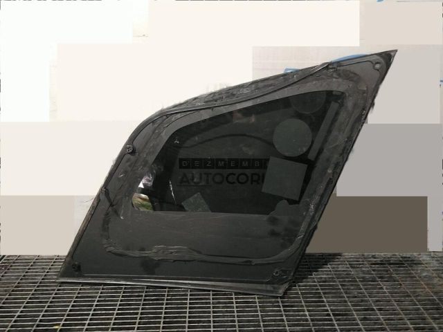 bontott SUZUKI GRAND VITARA Jobb C Oszlop Oldalablak Üveg