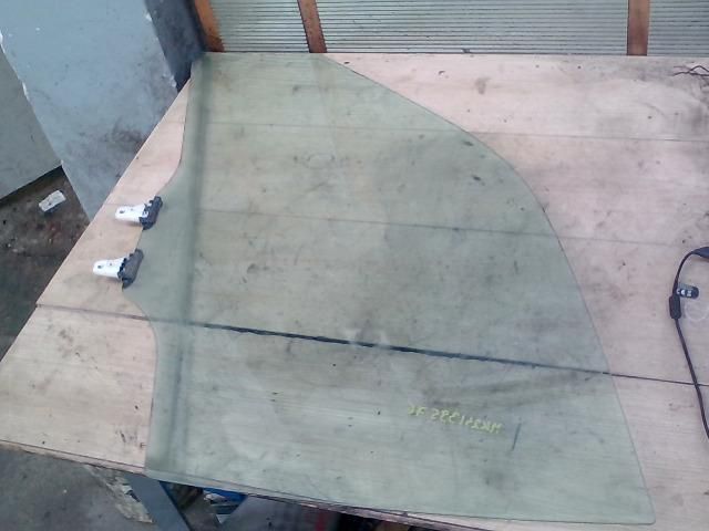 bontott SUZUKI GRAND VITARA Jobb első Ablak