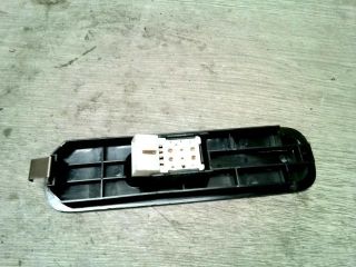 bontott SUZUKI GRAND VITARA Jobb első Ablakemelő Kapcsoló