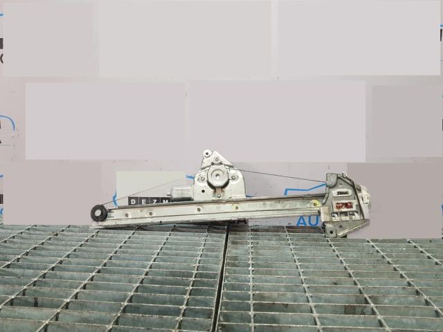 bontott SUZUKI GRAND VITARA Jobb első Ablakemelő Szerkezet (Elektromos)