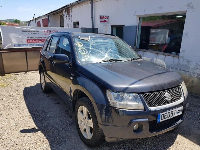 bontott SUZUKI GRAND VITARA Jobb első Ajtó (Üres lemez)