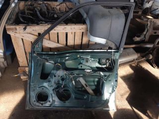 bontott SUZUKI GRAND VITARA Jobb első Ajtó (Üres lemez)