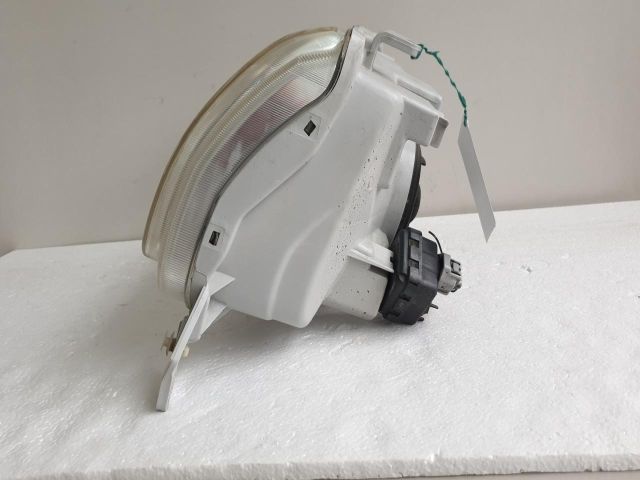 bontott SUZUKI GRAND VITARA Jobb Fényszóró