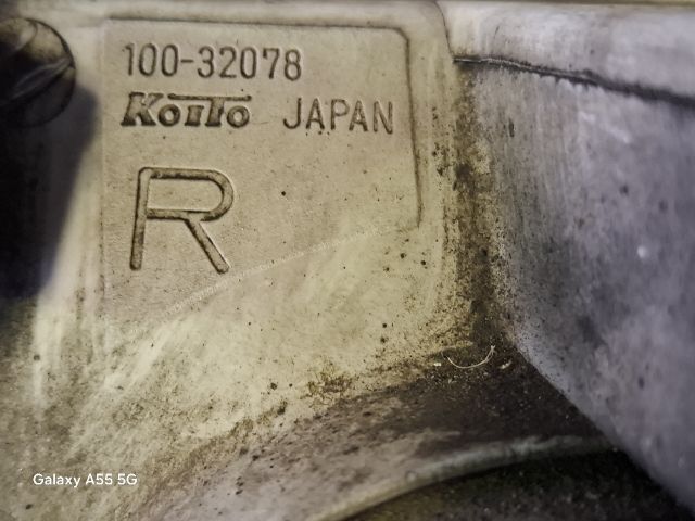 bontott SUZUKI GRAND VITARA Jobb Fényszóró