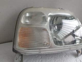bontott SUZUKI GRAND VITARA Jobb Fényszóró