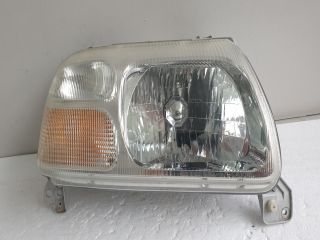 bontott SUZUKI GRAND VITARA Jobb Fényszóró