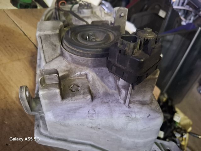 bontott SUZUKI GRAND VITARA Jobb Fényszóró