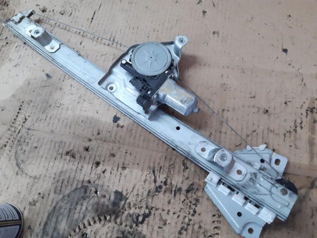 bontott SUZUKI GRAND VITARA Jobb hátsó Ablakemelő Szerkezet (Elektromos)