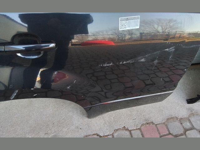 bontott SUZUKI GRAND VITARA Jobb hátsó Ajtó (Részeivel)