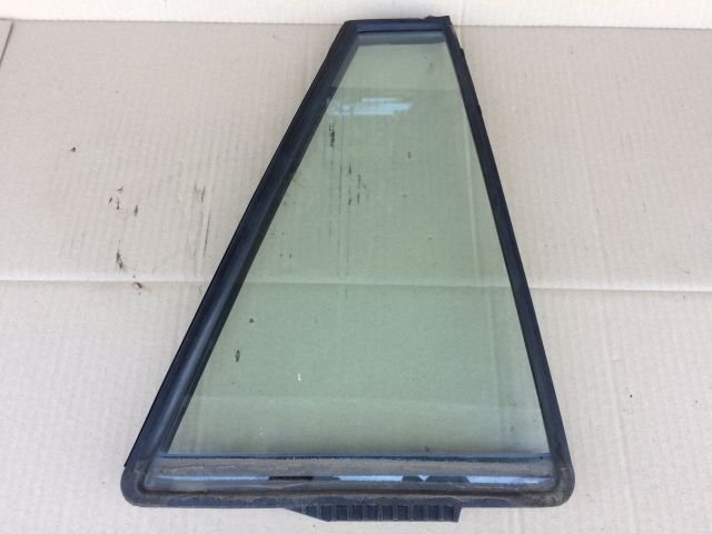 bontott SUZUKI GRAND VITARA Jobb hátsó Fixüveg (Ajtóban)