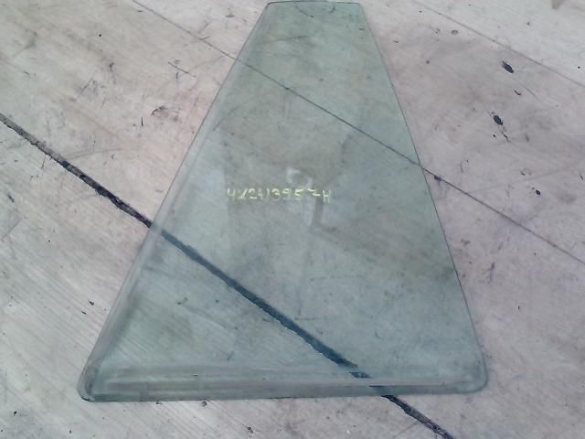 bontott SUZUKI GRAND VITARA Jobb hátsó Fixüveg (Ajtóban)