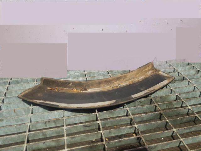 bontott SUZUKI GRAND VITARA Jobb hátsó Sárvédő Díszléc