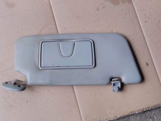 bontott SUZUKI GRAND VITARA Jobb Napellenző