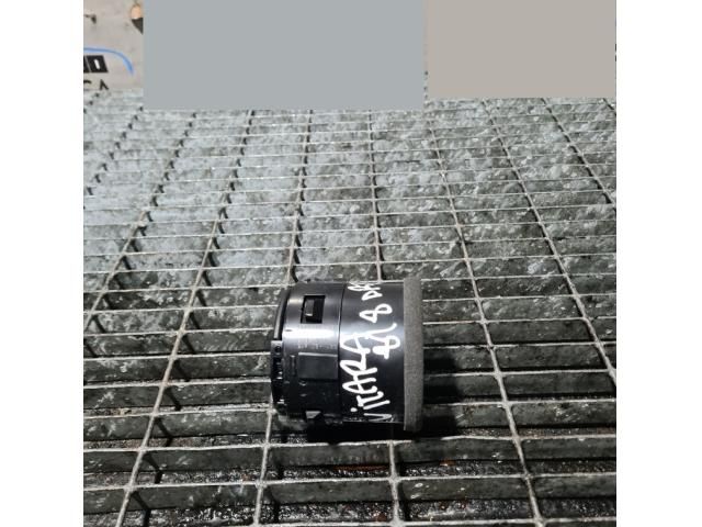 bontott SUZUKI GRAND VITARA Jobb Szellőző