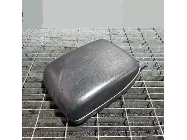 bontott SUZUKI GRAND VITARA Könyöklő