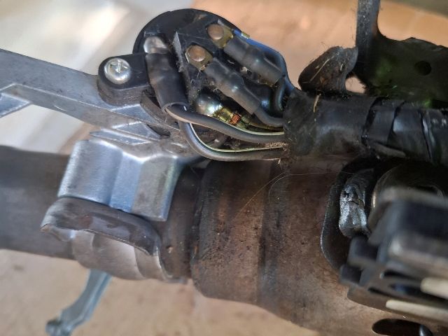 bontott SUZUKI GRAND VITARA Kormányoszlop