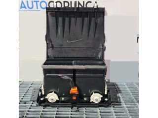 bontott SUZUKI GRAND VITARA Középső Szellőző