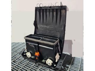 bontott SUZUKI GRAND VITARA Középső Szellőző