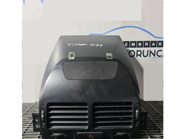 bontott SUZUKI GRAND VITARA Középső Szellőző