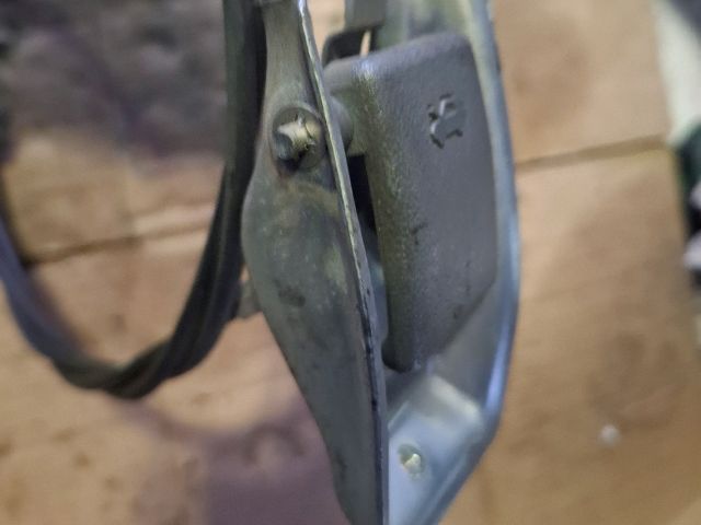 bontott SUZUKI GRAND VITARA Motorháztető Nyitó Kar / Gomb