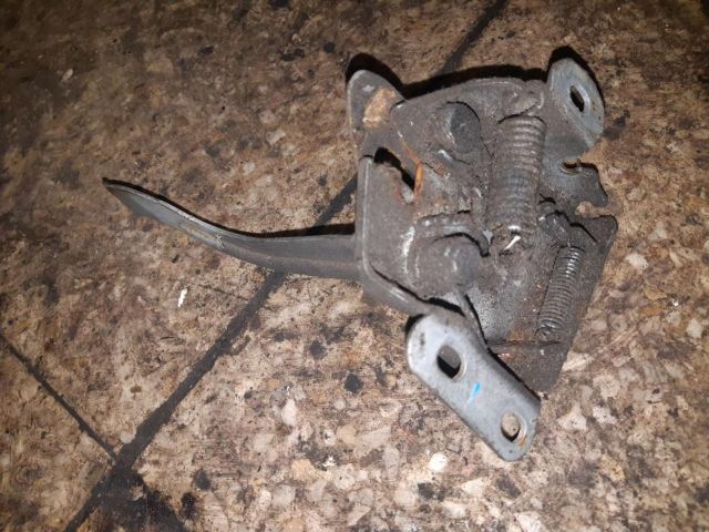 bontott SUZUKI GRAND VITARA Motorháztető Zárszerkezet