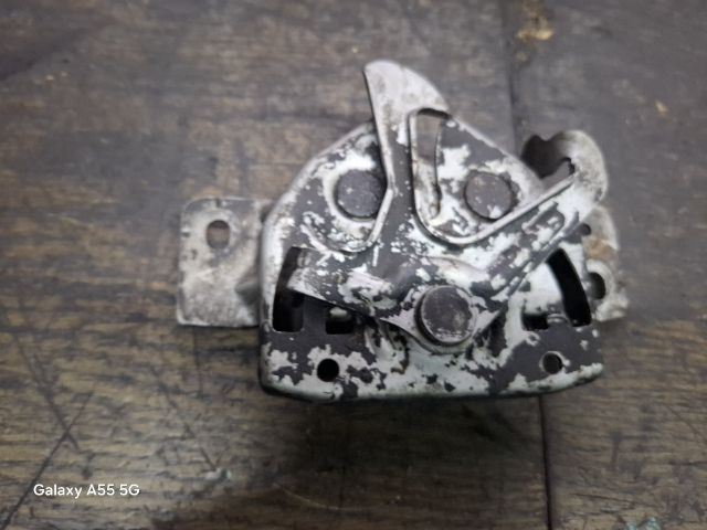 bontott SUZUKI GRAND VITARA Motorháztető Zárszerkezet