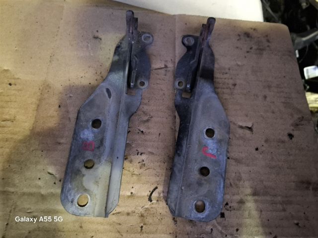 bontott SUZUKI GRAND VITARA Motorháztető Zsanér Pár