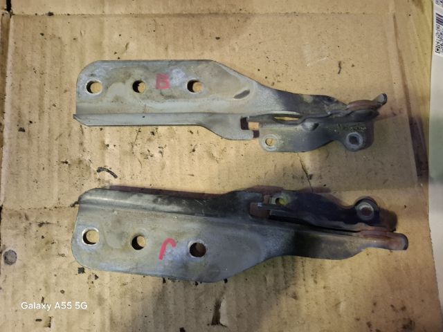 bontott SUZUKI GRAND VITARA Motorháztető Zsanér Pár