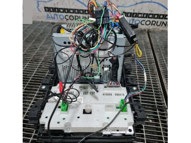 bontott SUZUKI GRAND VITARA Navigációs Fejegység