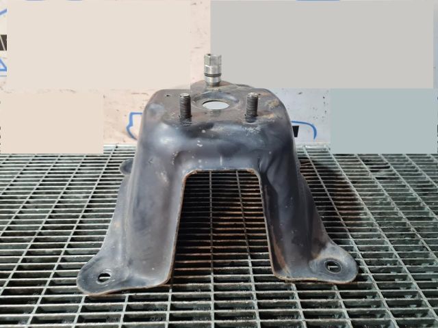 bontott SUZUKI GRAND VITARA Pótkerék Tartó