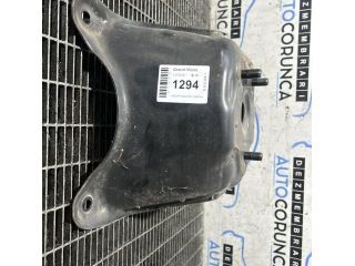 bontott SUZUKI GRAND VITARA Pótkerék Tartó