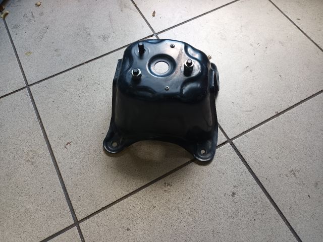 bontott SUZUKI GRAND VITARA Pótkerék Tartó