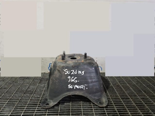 bontott SUZUKI GRAND VITARA Pótkerék Tartó