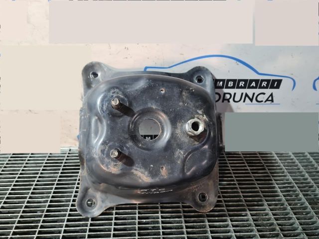 bontott SUZUKI GRAND VITARA Pótkerék Tartó