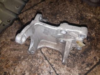 bontott SUZUKI GRAND VITARA Szervó Tartó Bak (Magában)