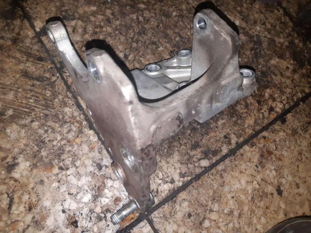 bontott SUZUKI GRAND VITARA Szervó Tartó Bak (Magában)