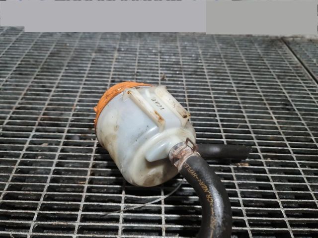 bontott SUZUKI GRAND VITARA Szervóolaj Tartály