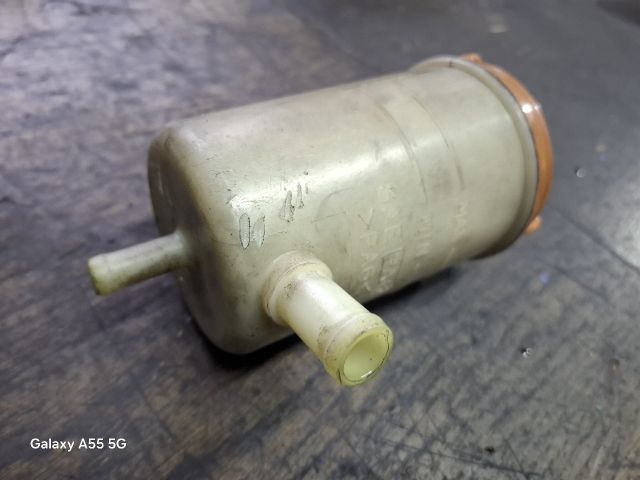 bontott SUZUKI GRAND VITARA Szervóolaj Tartály