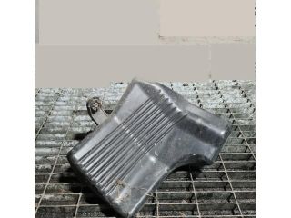 bontott SUZUKI GRAND VITARA Szívás Zaj Csökkentő Doboz