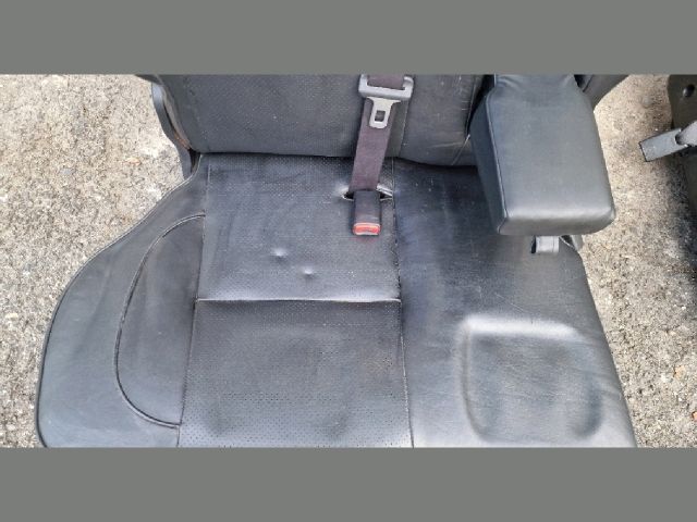 bontott SUZUKI GRAND VITARA Ülés Szett