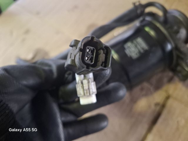 bontott SUZUKI GRAND VITARA Üzemanyagszűrő Ház