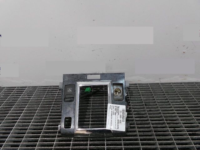 bontott SUZUKI GRAND VITARA Váltókar Keret